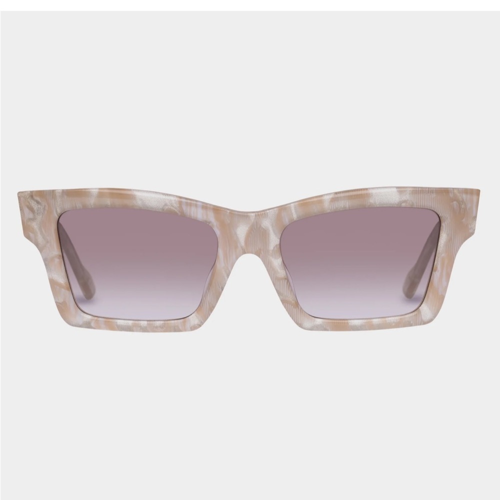 LE SPECS SUNGLASSES HERO ALT FIT  IN GOLD SEASHELL